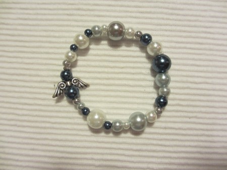 Elastiskt armband 50:- 